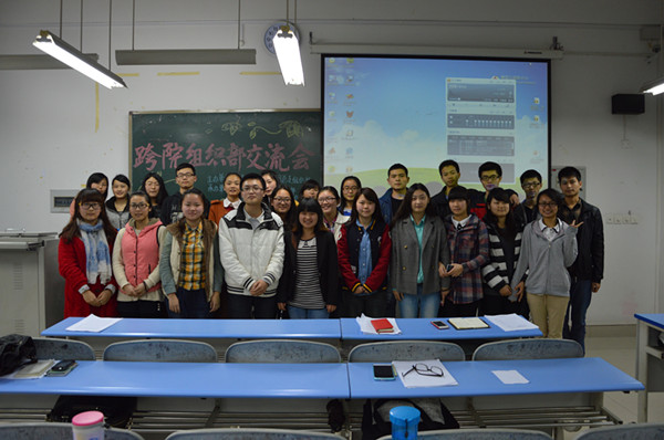 //zsxy.tiaojiaomg.com/upfiles/2014-3/201431892113226.jpg